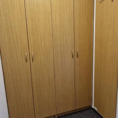 Jedla 게스트하우스 *